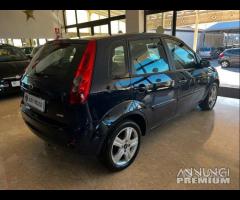 FORD FIESTA 1.4 TDI del 2009 con soli 130000KM