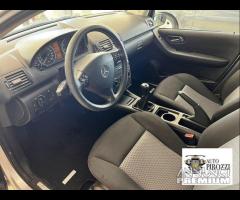 MERCEDES CLASSE A150 BENZ del 2006con 130000KM - 10