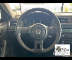 VW JETTA 1.6 TD del 2012con 168000KM - 9