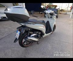 Honda SH 350 Sport