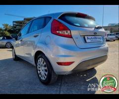 FORD Fiesta 1.6 TDCi 95 CV 5p. Titanium - 6