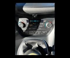 Ford Kuga 2.0 TDCI 150 CV 4WD Titanium 9\/2018 KM - 14