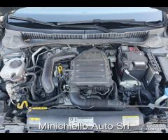 VOLKSWAGEN Polo R-LINE 1.0 TGI 90 CV METANO - 2018 - 18