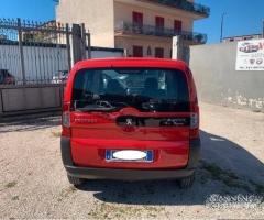 Peugeot Bipper 1.4 HDi 70CV Autocarro 5 Posti