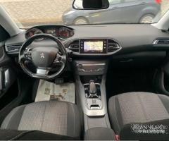 Peugeot 308 BlueHDi 130 S&S EAT8 Allure 2018 - 10