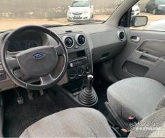 Ford Fusion 1.6 gpl 100 cv 2003 - 8