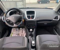 Peugeot 206 Plus 1.4 HDi 70CV 5p. Energie 2011 - 11