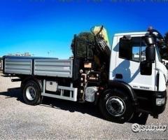 Iveco 180E25 k Rib e gru pronta consegna