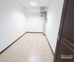 Ufficio 8 vani Valcorrente con tre posti auto - 19