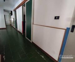 Locale Commerciale 250 mq. Catania zona Scogliera - 10