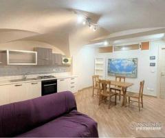 Porzione di Palazzina Catania centro Storico Via G - 12