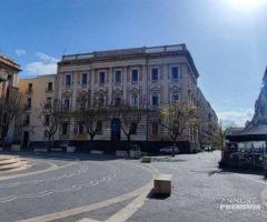 Bottega di due vani Catania Piazza Teatro Massimo - 18