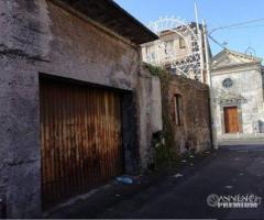 Casa Indipendente 6 vani Gravina di Catania centro