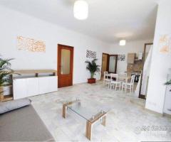 Ampio Appartamento 3vani Catania zona P.zza della - 8