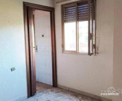 Appartamento 4 vani e Cantina Catania Zona Circonv - 13