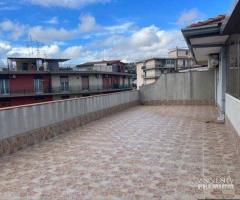 Ampio Appartamento 4 vani Terrazza Garage Aci cate - 13