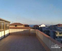 Ampio Appartamento 4 vani Terrazza Garage Aci cate - 26