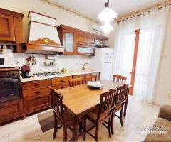 Ampio Appartamento 3,5 vani con Posti auto Aci San - 16