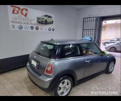 Mini Cooper 1.6 d unico prop 2010 - 6