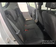 Renault Clio 1.5 dci unico prop 2009 nav - 17
