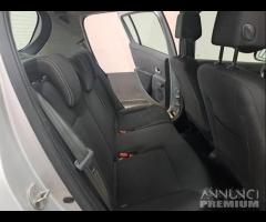 Renault Clio 1.5 dci unico prop 2009 nav - 20