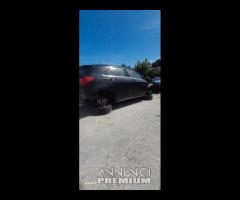 Ricambi usati Mercedes Classe A W1 76