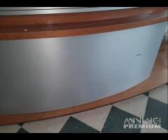 Bancone Da Ingresso - Autosalone Lancia In Legno - 6