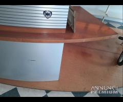 Bancone Da Ingresso - Autosalone Lancia In Legno - 7