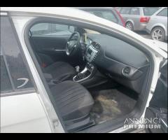 Lancia Delta 2012 1.6 TD Demolita - Per Ricambi