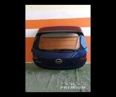Porta anteriore posteriore opel corsa F 2021