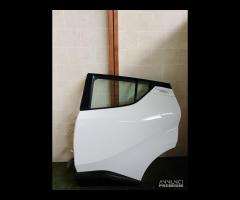 Porta sportello anteriore posteriore toyota chr