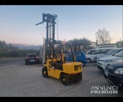Carrello Elevatore Muletto Komatsu di 25 Q.li - 13