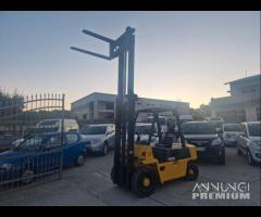 Carrello Elevatore Muletto Komatsu di 25 Q.li - 15