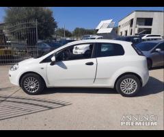 Fiat Punto Van 1.3 Mtj 75cv Autocarro 2 Posti - 7
