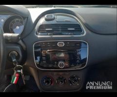 Fiat Punto Van 1.3 Mtj 75cv Autocarro 2 Posti - 19