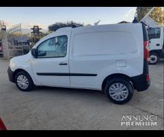 Renault Kangoo 1.5 dCi 75CV F.AP - 7
