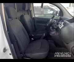 Renault Kangoo 1.5 dCi 75CV F.AP - 10