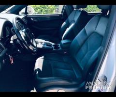 PORSCHE Macan 2.0 - 22