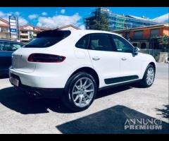 PORSCHE Macan 2.0 - 29