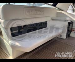 SEA RAY 350 DA - MERCRUISER D4.2 L Diesel 300 CV