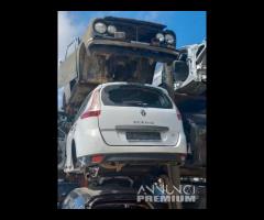 RENAULT SCENIC RICAMBI