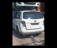 VOLKSWAGEN TOURAN RICAMBI - 1
