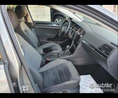 Vw Golf 1.6 TDI 110cv DSG Highline Bluemotion E6 - 10