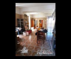 Locale artigianale con giardino e accesso - 7