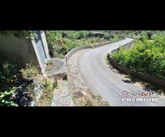 Mandanici,pressi centro del paese, terreno di