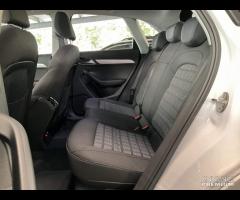 Audi Q3 2.0 TDI 120cv Navi Xeno Uniproprietario. - 14