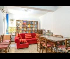 Ampio trilocale con ascensore e cucina abitabile