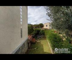 Chia villa di recente costruzione vicino al mare - 11