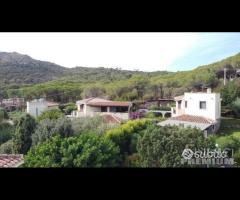 Chia villa di recente costruzione vicino al mare - 29