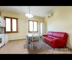 Semi indipendente su due livelli ampie metrature